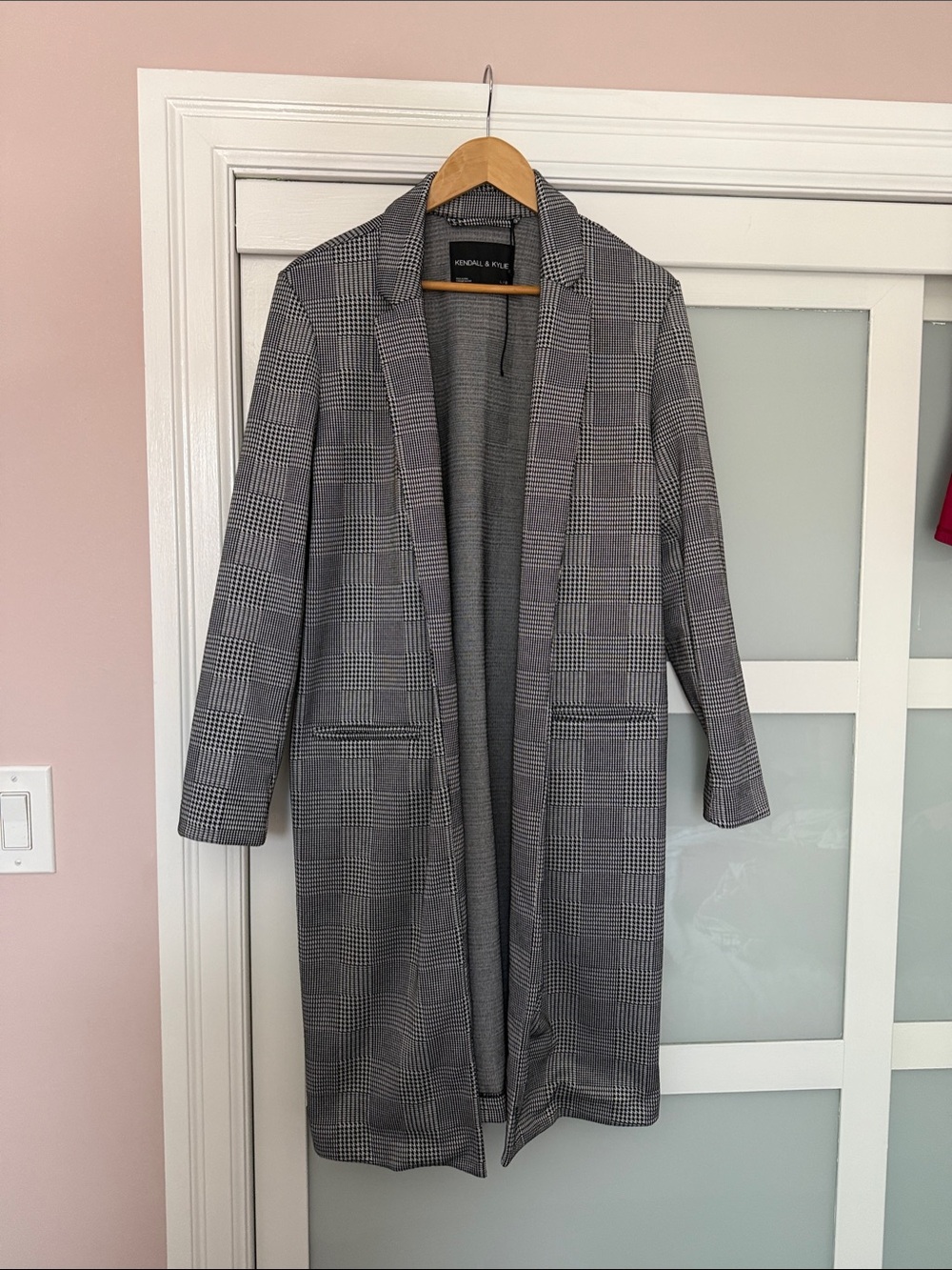 Kendall & Kylie Gray Plaid Open-Front Long Vest